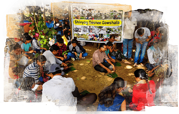 Volunteers at the event with Desi Cow-based Gaushalas.